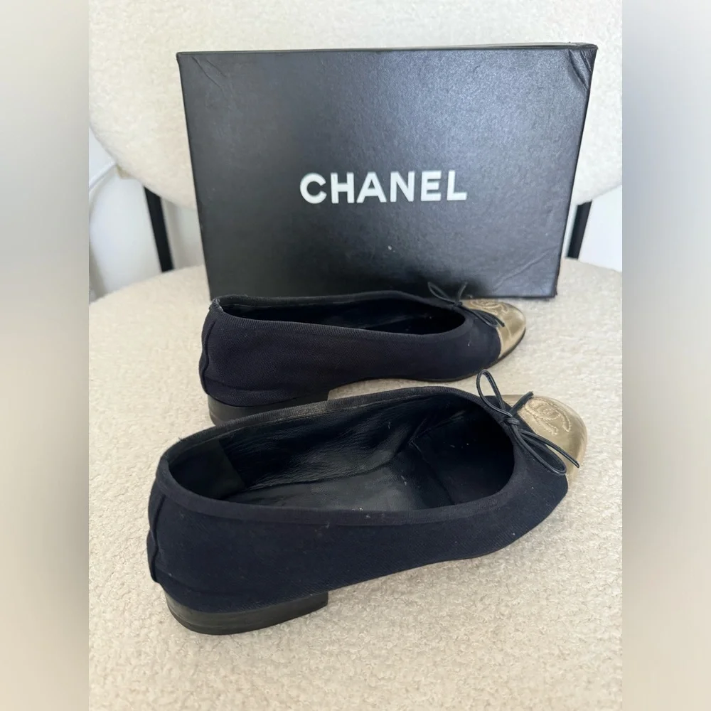 Chanel Navy Blue Flats
